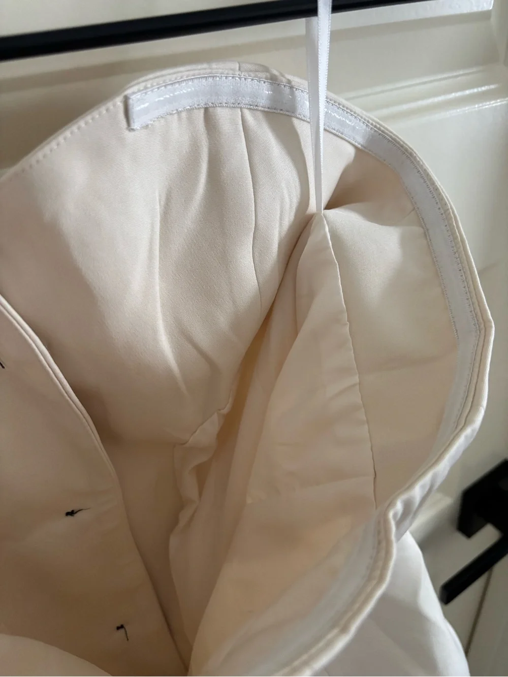 NWT Commense Cream Strapless Button-Front Top - Picture 5 of 6